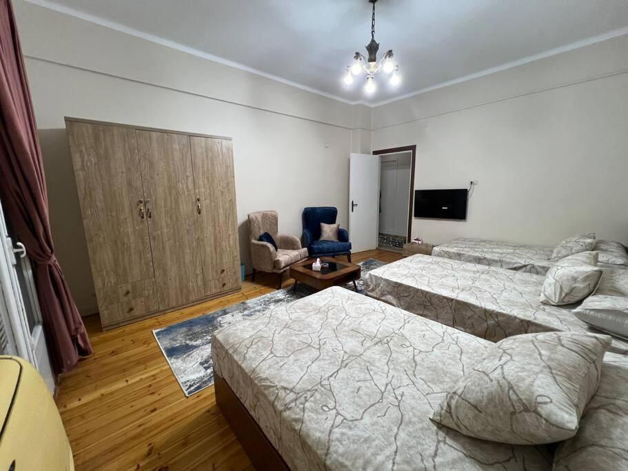 Luxury Apartment Downtown Кайро Екстериор снимка