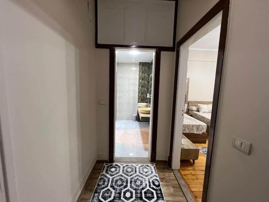 Luxury Apartment Downtown Кайро Екстериор снимка