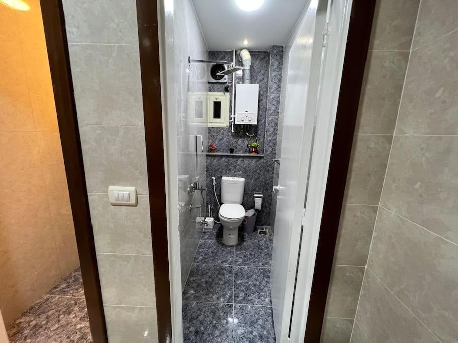Luxury Apartment Downtown Кайро Екстериор снимка
