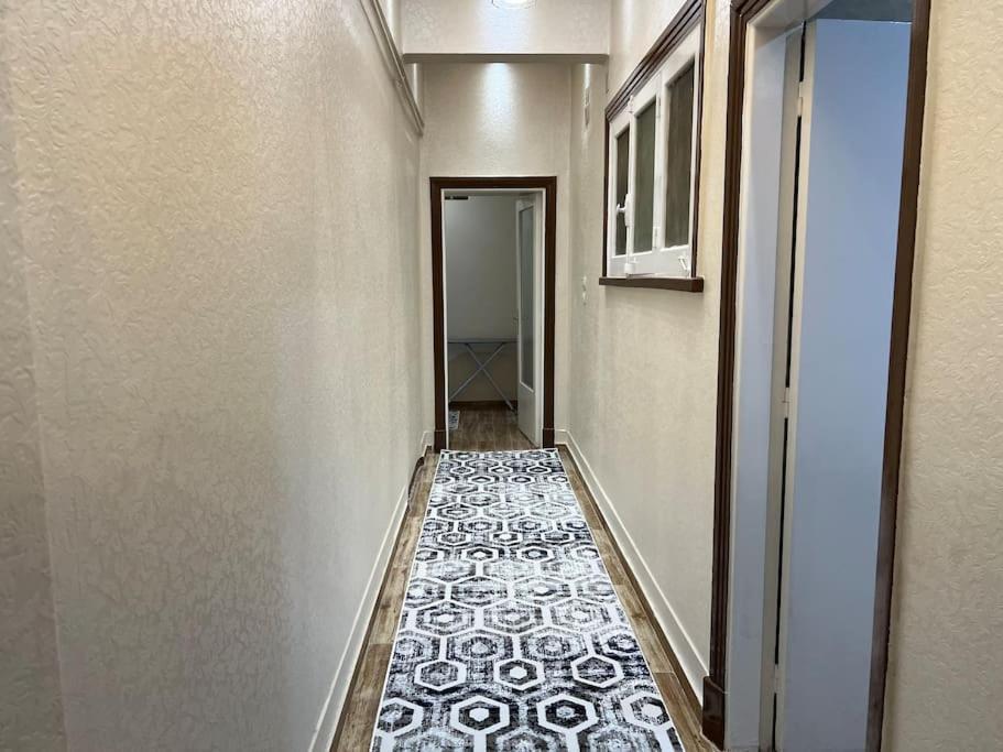Luxury Apartment Downtown Кайро Екстериор снимка