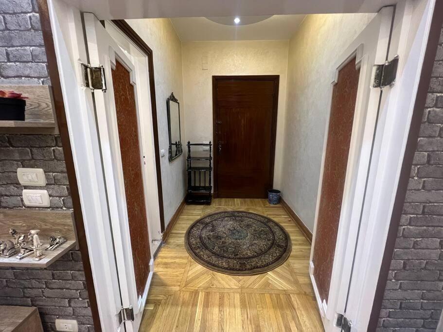 Luxury Apartment Downtown Кайро Екстериор снимка